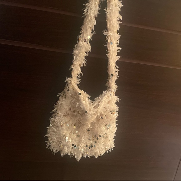 White Sequin Shoulder Bag. - Picture 1 of 5